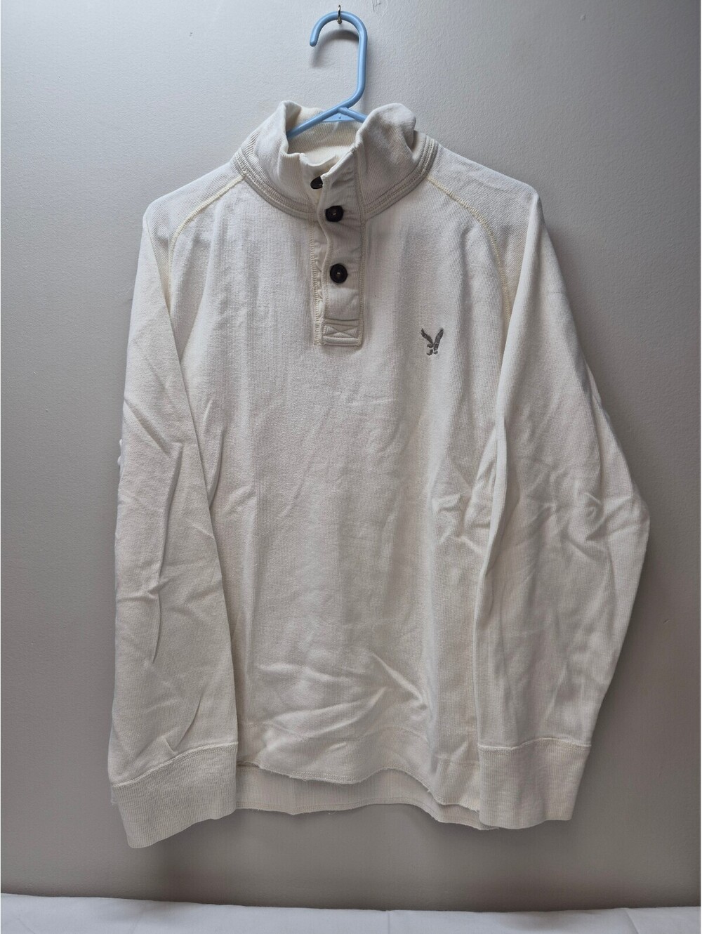 Men's American Eagle White Quarter Button Pullover Sweatshirt B345
